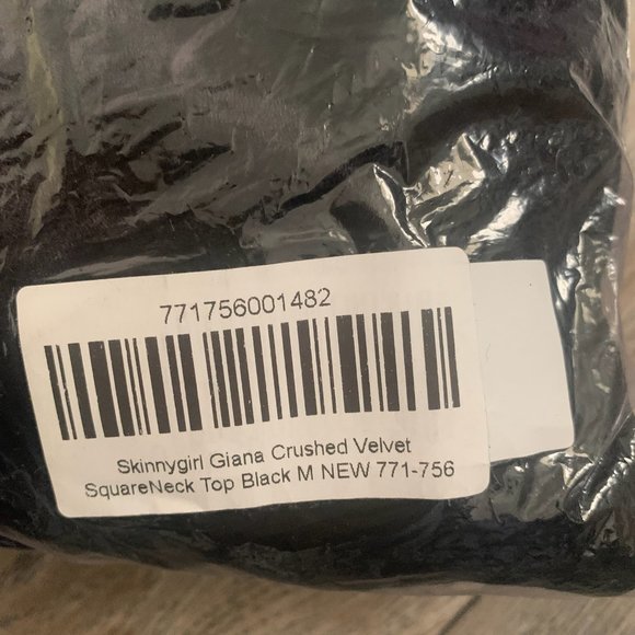 NWT SKINNYGIRL GIANA CRUSHED VELVET SQUARE NECK TOP BLACK MEDIUM & 1X - Picture 14 of 16